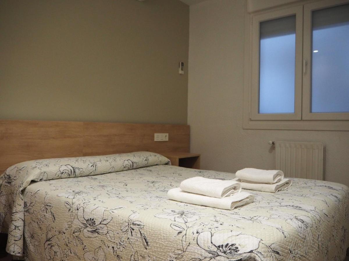 Pension Acella Pamplona Kültér fotó